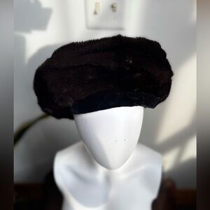 Vintage 1980s Imperial Genève Chocolate Brown Mink Fur Beret
